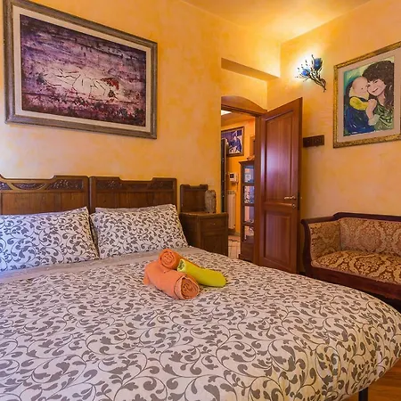 Frühstückspension Casa Florinda 3*